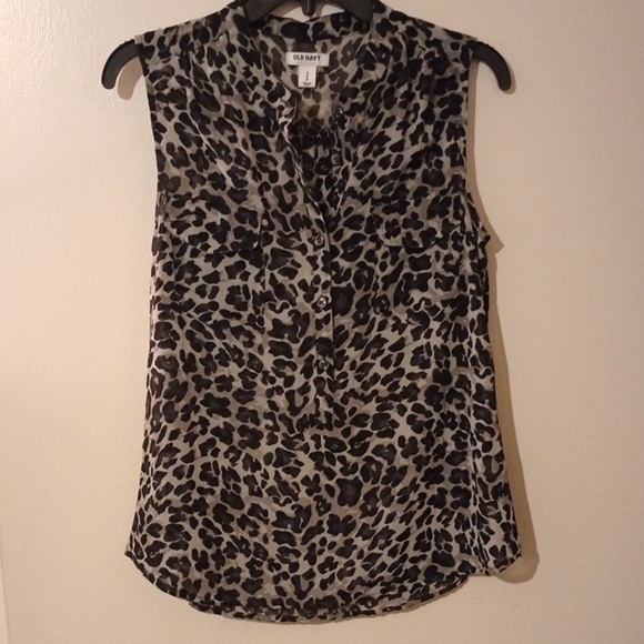 Old Navy Black and White Buttoned Blouse with Mandarin Collar - Picture 1 of 2